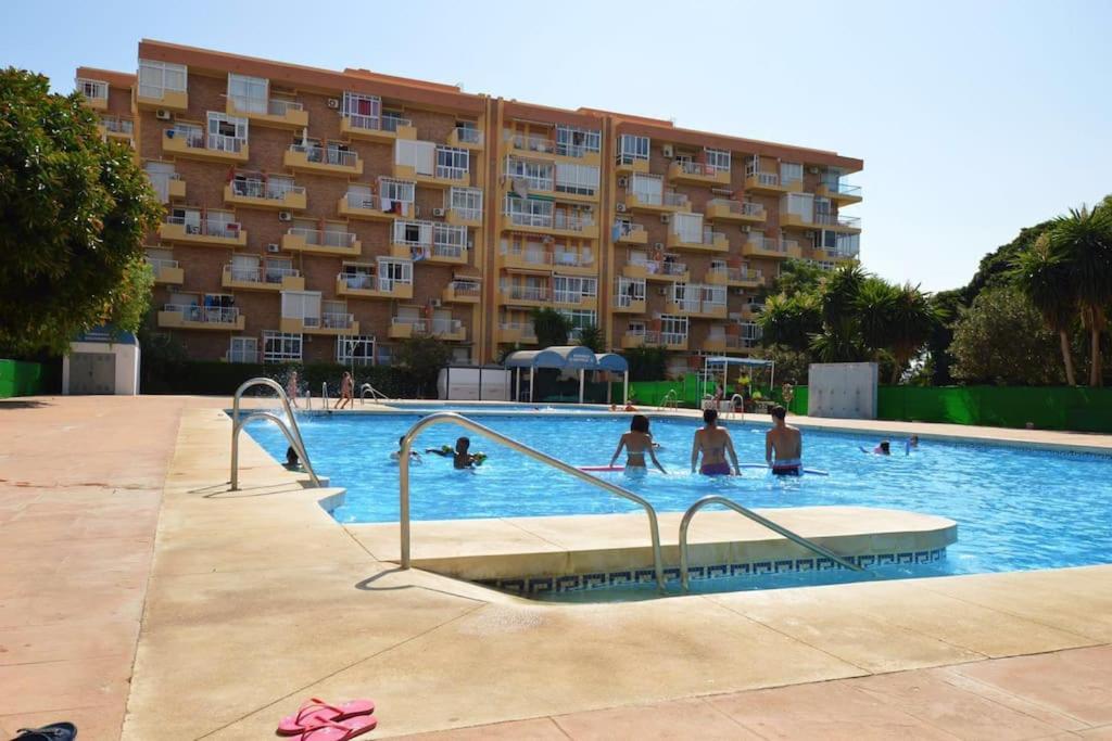 Exclusivo Estudio Piscinas, Conserjeria 24 H *